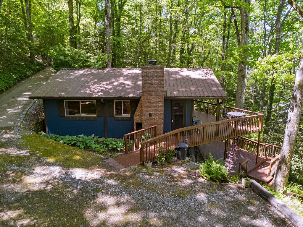 184 Pinecrest Lane