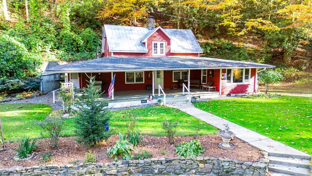 Photo of 745 Perley Hyatt Rd, Sylva, NC 28779 (MLS # 26042624)