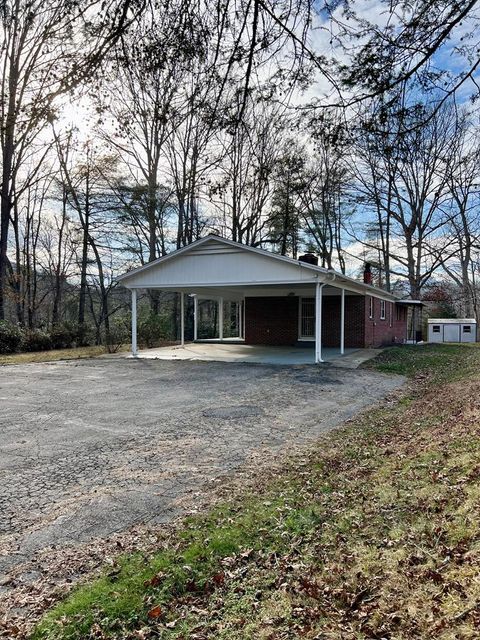 Photo of 1070 Arlington Avenue, Bryson City, NC 28713 (MLS # 26043195)