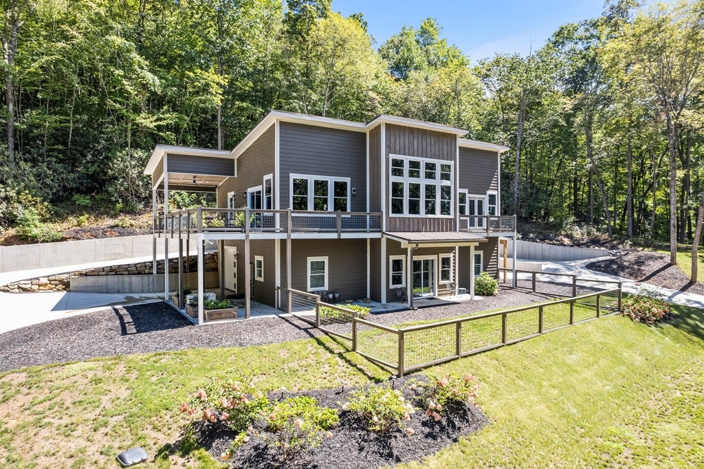 1185 Wallalieu Road
