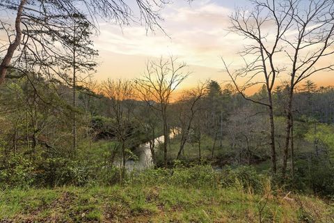 Photo of Land Apple Valley Lane, Franklin, NC 28734 (MLS # 26047067)