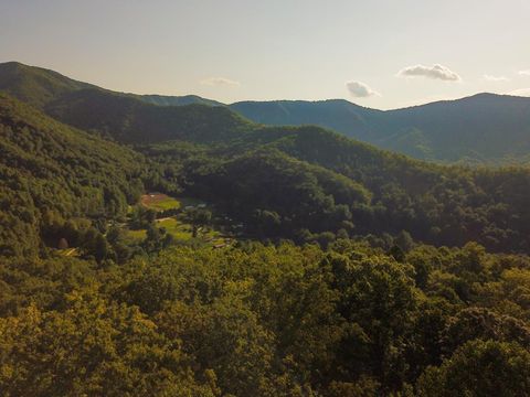 Photo of 1111 Canopy Lane, Robbinsville (Graham), NC 28771 (MLS # 26042350)