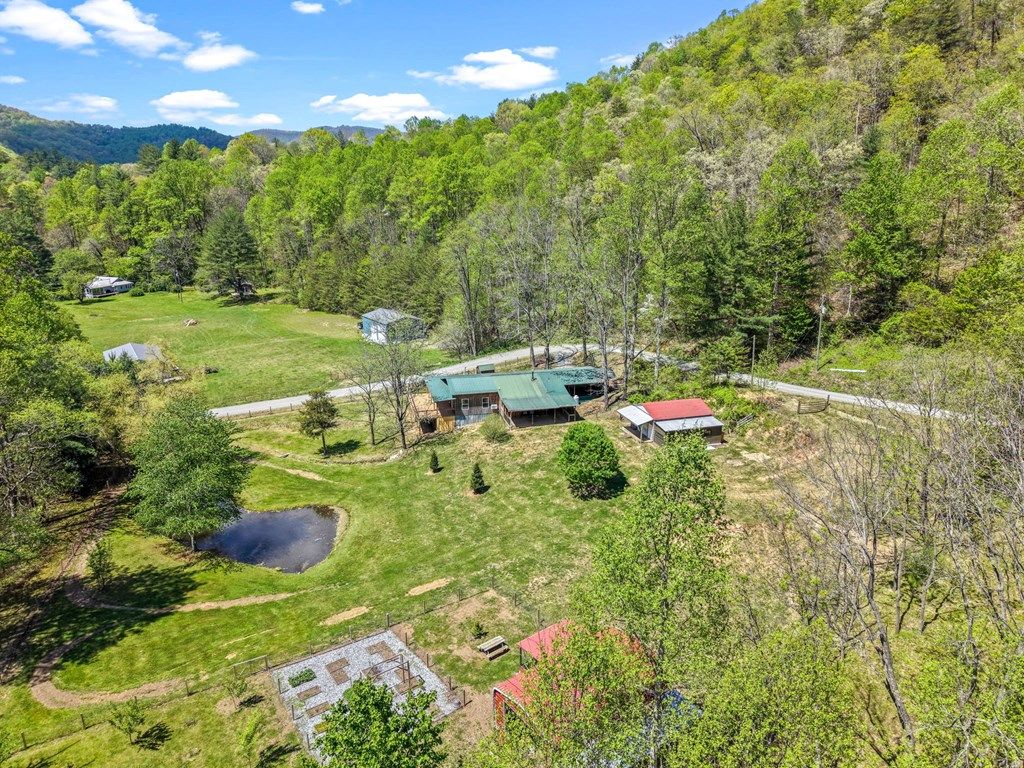 Photo of 1813 Cedar Creek Farms Road, Tuckasegee, NC 28783 (MLS # 26047001)