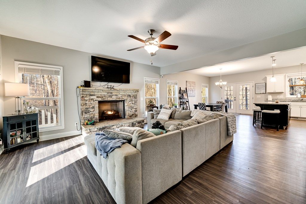 Photo of 189 Crocus Lane, Sylva, NC 28779 (MLS # 26043025)