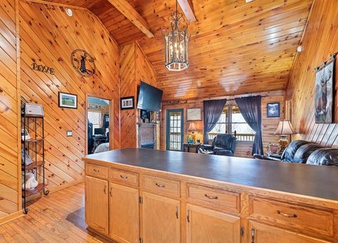 Photo of 173 Blizzard Ridge, Maggie Valley, NC 28751 (MLS # 26047275)