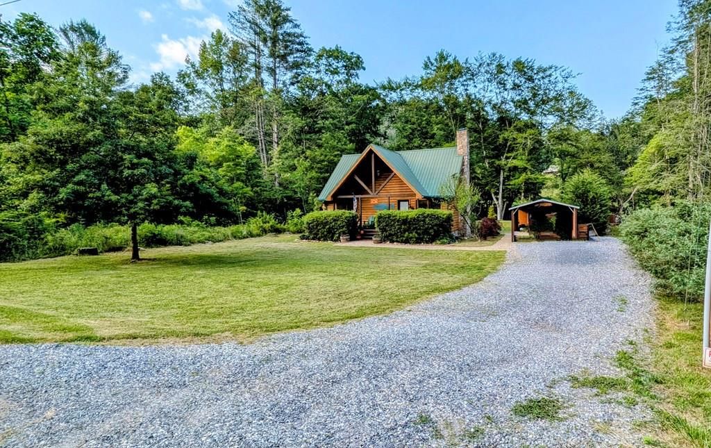 Photo of 421 Riverview Drive, Robbinsville (Graham), NC 28771 (MLS # 26042015)