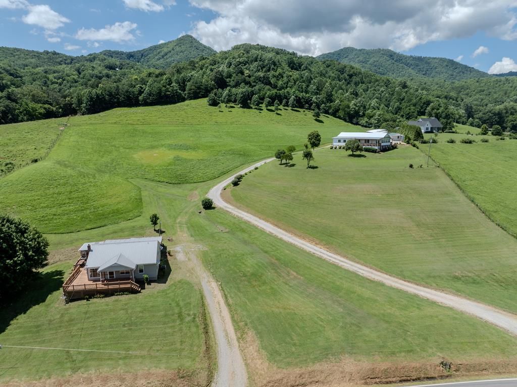 Photo of 1703 West Deep Creek Road, Bryson City, NC 28713 (MLS # 26041456)