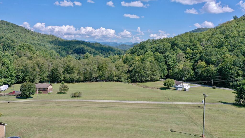 000 Sugar Fork Road