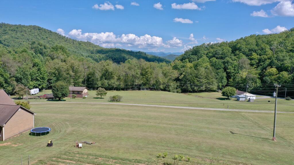 000 Sugar Fork Road