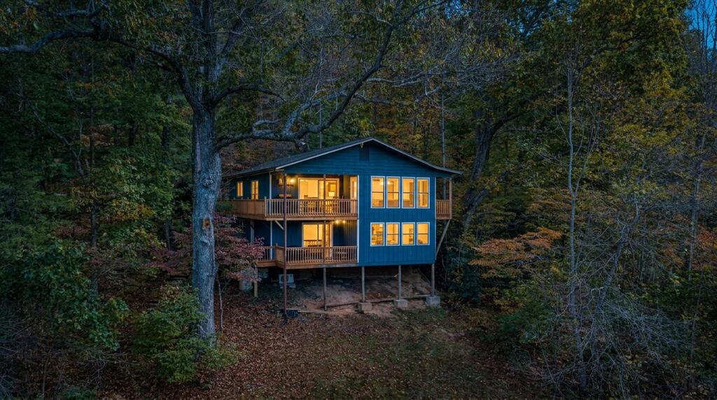 632 Winding Way Drive