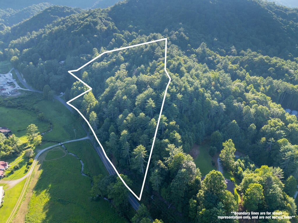 Photo of 7777 Atoah Road, Robbinsville, NC 28771 (MLS # 26048331)