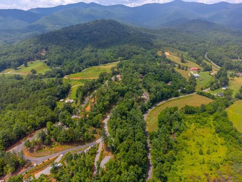 Photo of 8888 Kimberly Lane, Franklin, NC 28734 (MLS # 26046542)