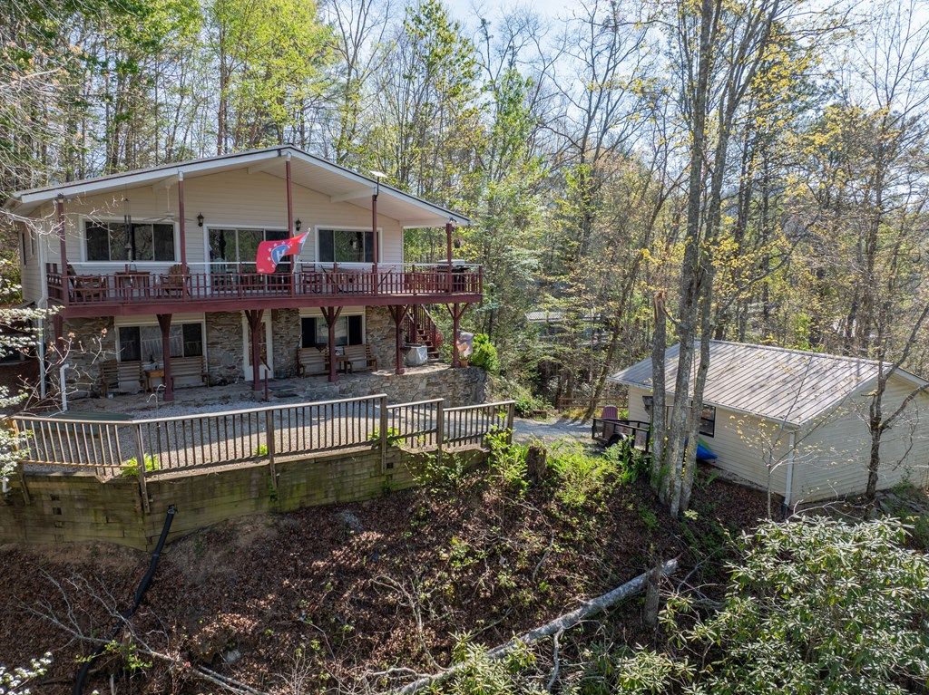 Photo of 344 Pine Ridge Trail, Almond, NC 28702 (MLS # 26047013)