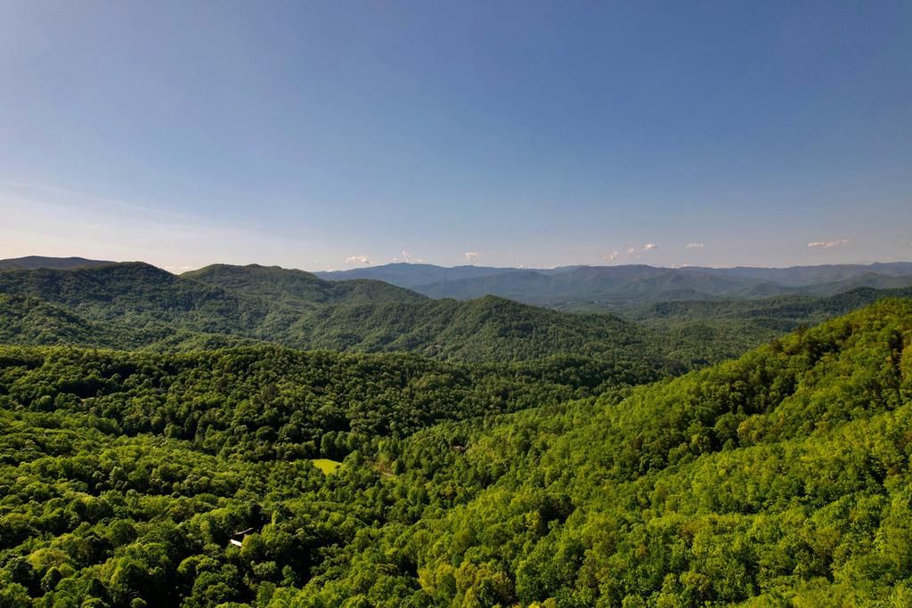 Photo of 0 Lot 7 Forest Run Rd, Whittier, NC 28789 (MLS # 26041727)