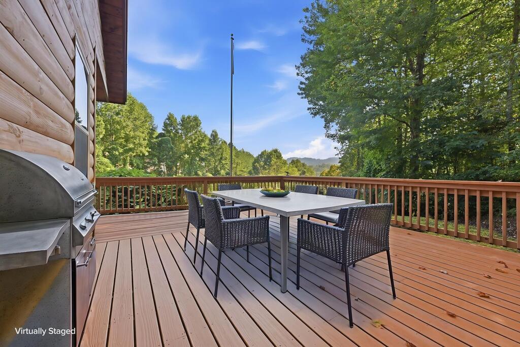 7 Ridgeway Drive