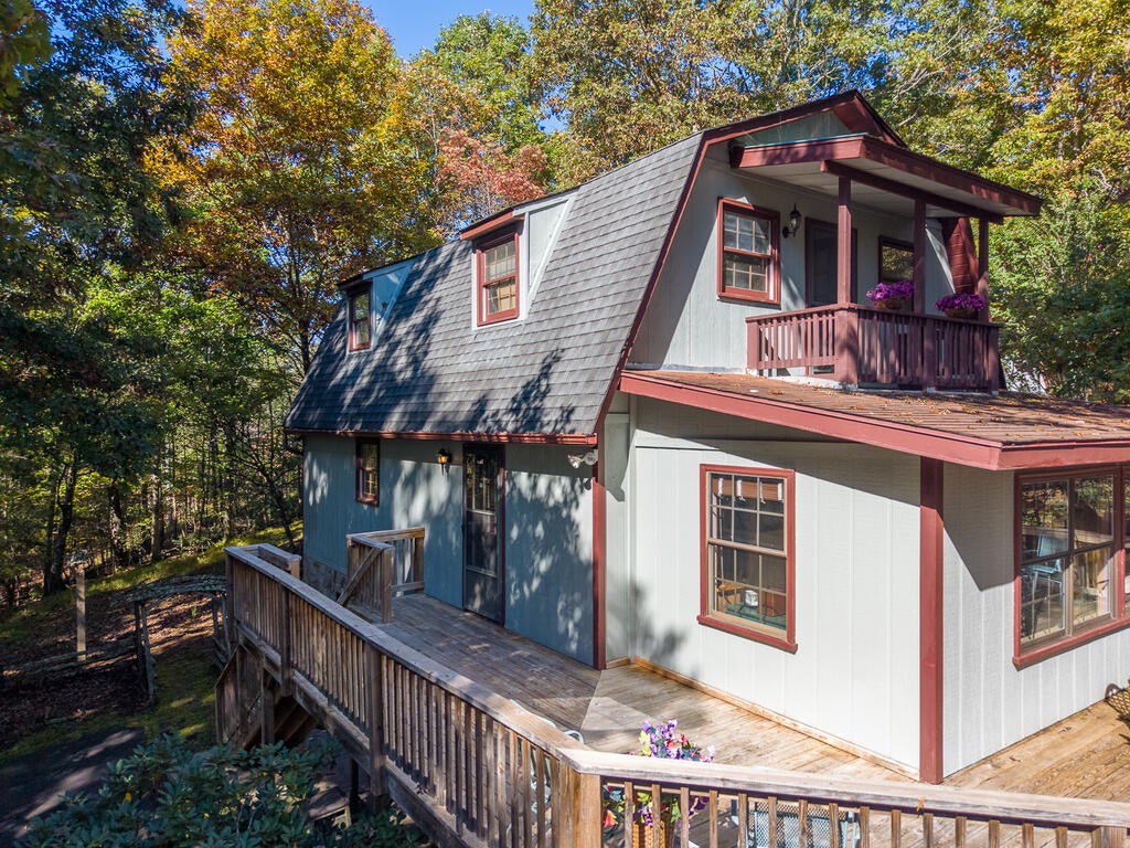 345 Trillium Trail