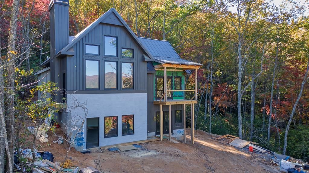 Photo of 66 Bear Paw Ridge, Whittier, NC 28789 (MLS # 26042446)