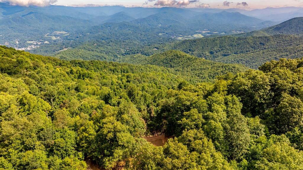 Photo of Lot 70 Falls View Drive, Bryson City, NC 28713 (MLS # 26037810)