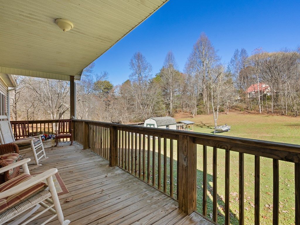 Photo of 70 Pierce Elders Rd, Whittier, NC 28789 (MLS # 26045473)