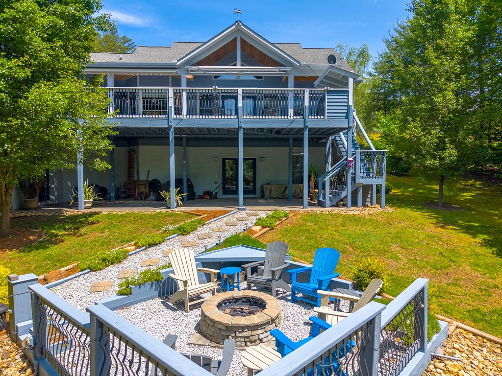 264 Chapel Cove Circle