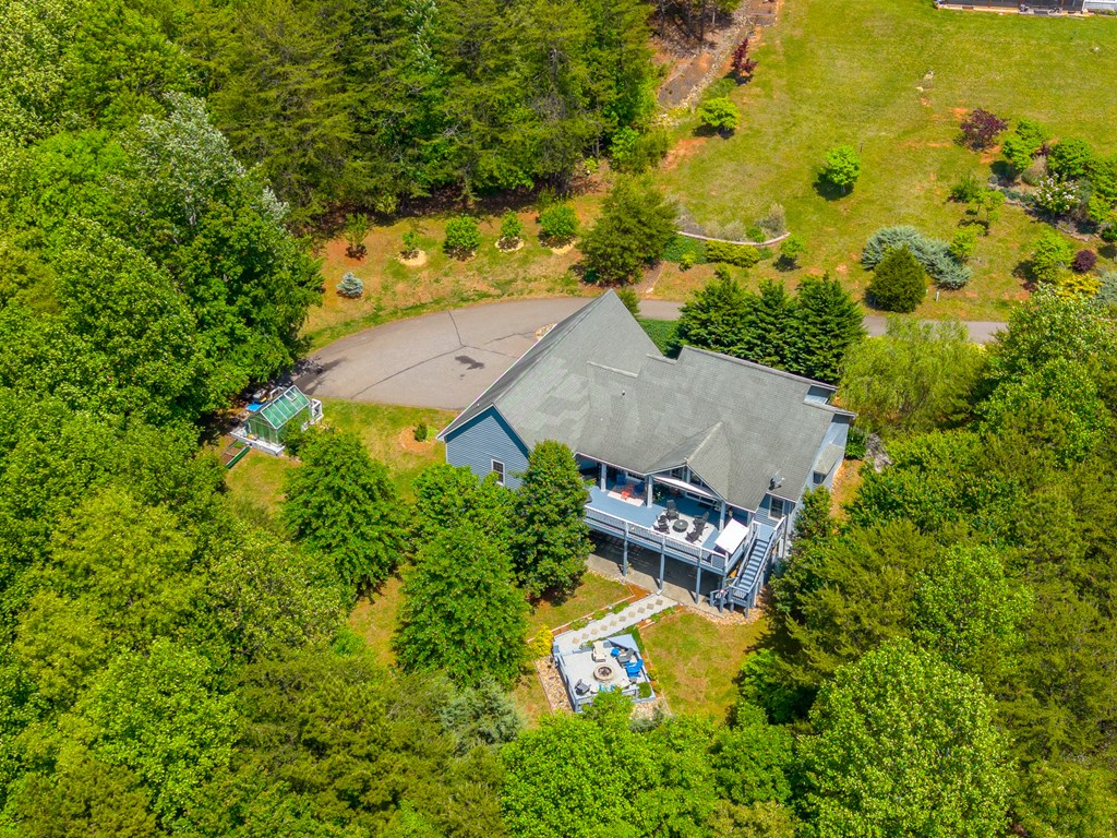 264 Chapel Cove Circle