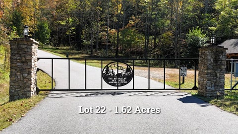 Photo of 88 Bear Oat Trail, Franklin, NC 28734 (MLS # 26048779)