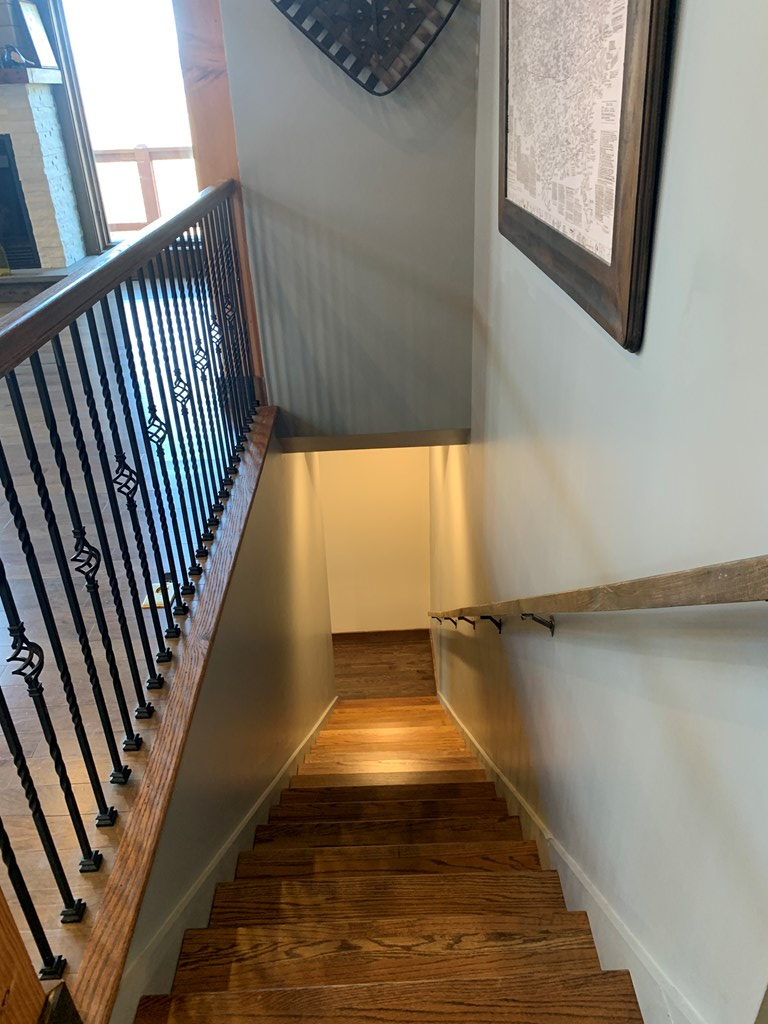 Bryson City, North Carolina 28713, United States, 3 Bedrooms Bedrooms, ,3 BathroomsBathrooms,Residential,Pending,103301