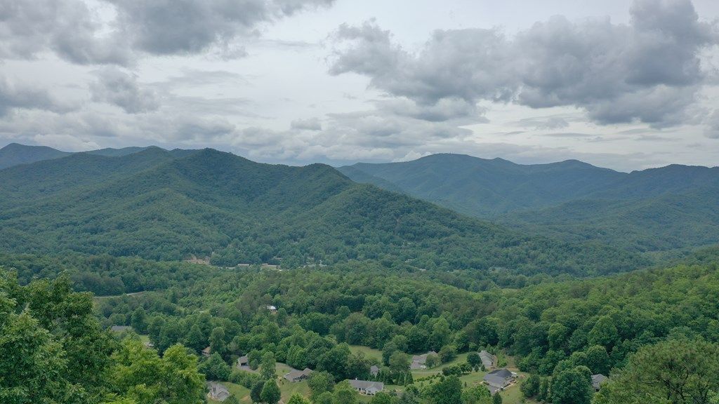 Photo of 77 Kako Ridge, Sylva, NC 28779 (MLS # 26047575)