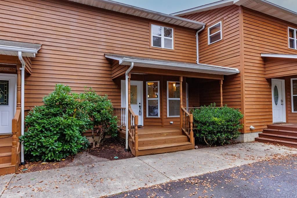 Photo of 151 Country Club Drive, Townhouse Unit 7 Dr, Whittier, NC 28789 (MLS # 26042158)
