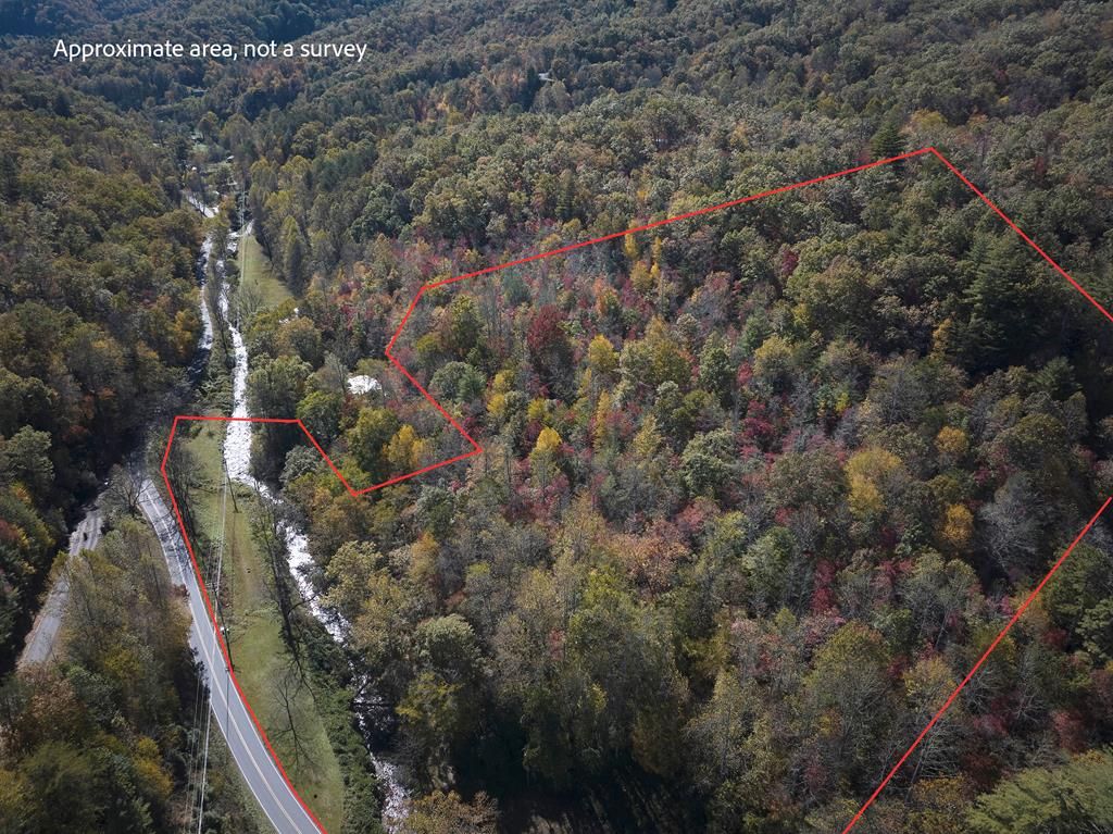 Photo of 210 Conleys Creek Rd, Whittier, NC 28789 (MLS # 26040919)