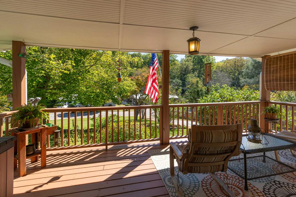 115 Rolling Hills Dr
