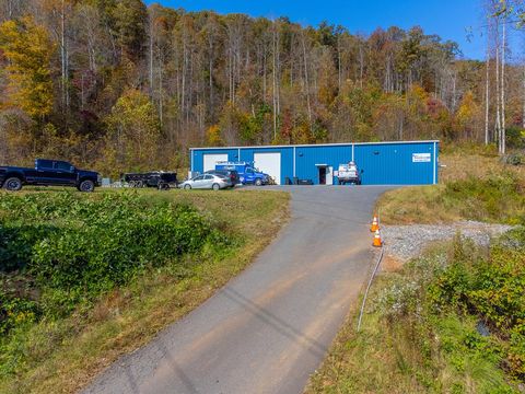 Photo of 6918 Us 441 Highway S, Sylva, NC 28779 (MLS # 26045444)