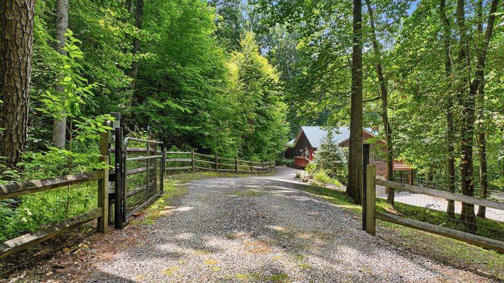 Photo of 252 Starling Lane, Sylva, NC 28779 (MLS # 26048054)