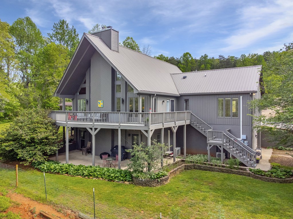 953 Rose Creek Rd