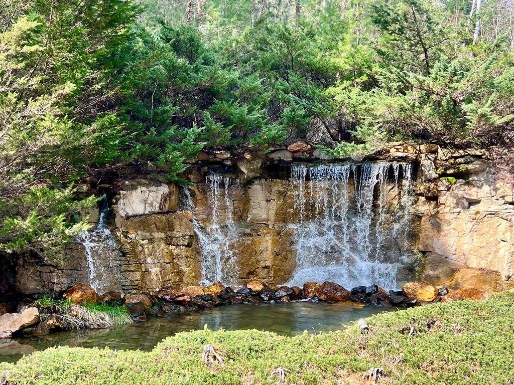 Photo of 17 Garnet Road, Sylva, NC 28779 (MLS # 26046683)