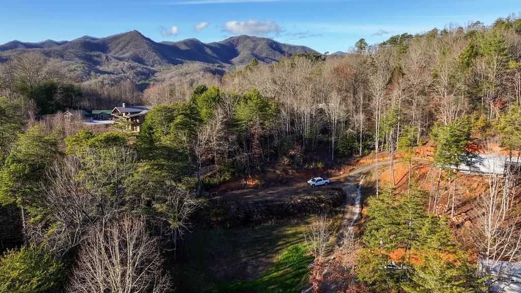 Photo of 53 Dakota Way, Bryson City, NC 28713 (MLS # 26042061)