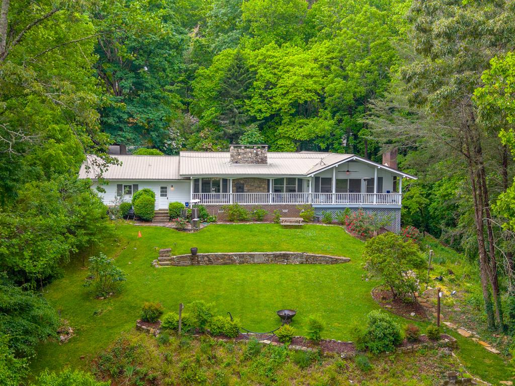 603 Hemlock Hills Dr