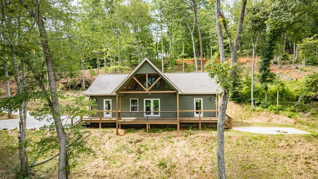 Photo of 46 Herbert Ln, Bryson City, NC 28713 (MLS # 26041693)