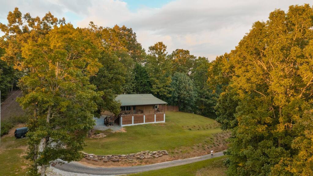Photo of 280 Green Oaks Road, Bryson City, NC 28713 (MLS # 26048420)