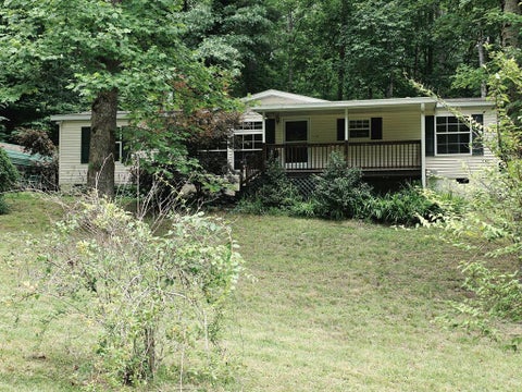 Photo of 89 Fox Hollow Circle, Otto, NC 28763 (MLS # 26047700)