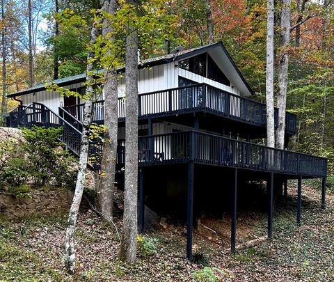 Photo of 3045 Hwy 28, Almond, NC 28702 (MLS # 26042345)
