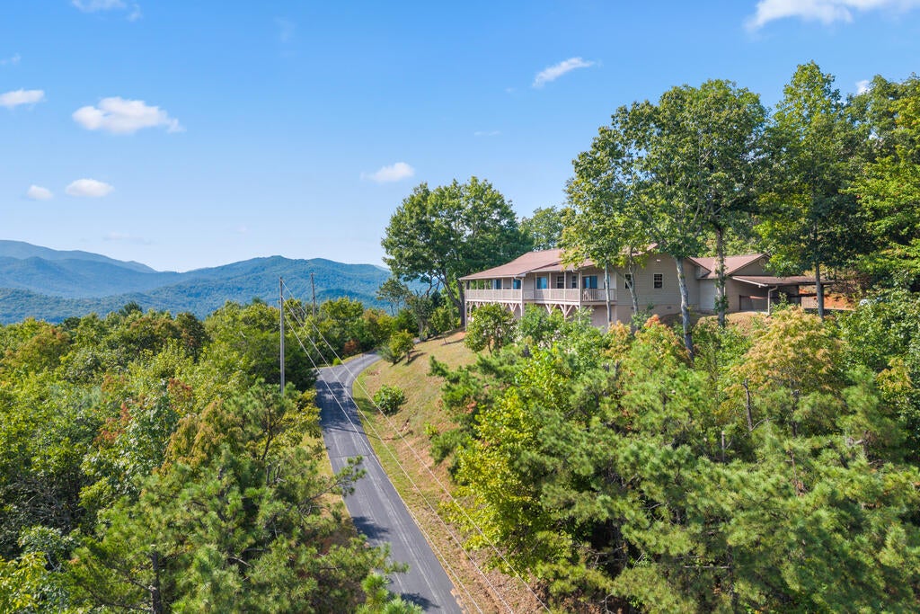 525 Laurel Mountain Road
