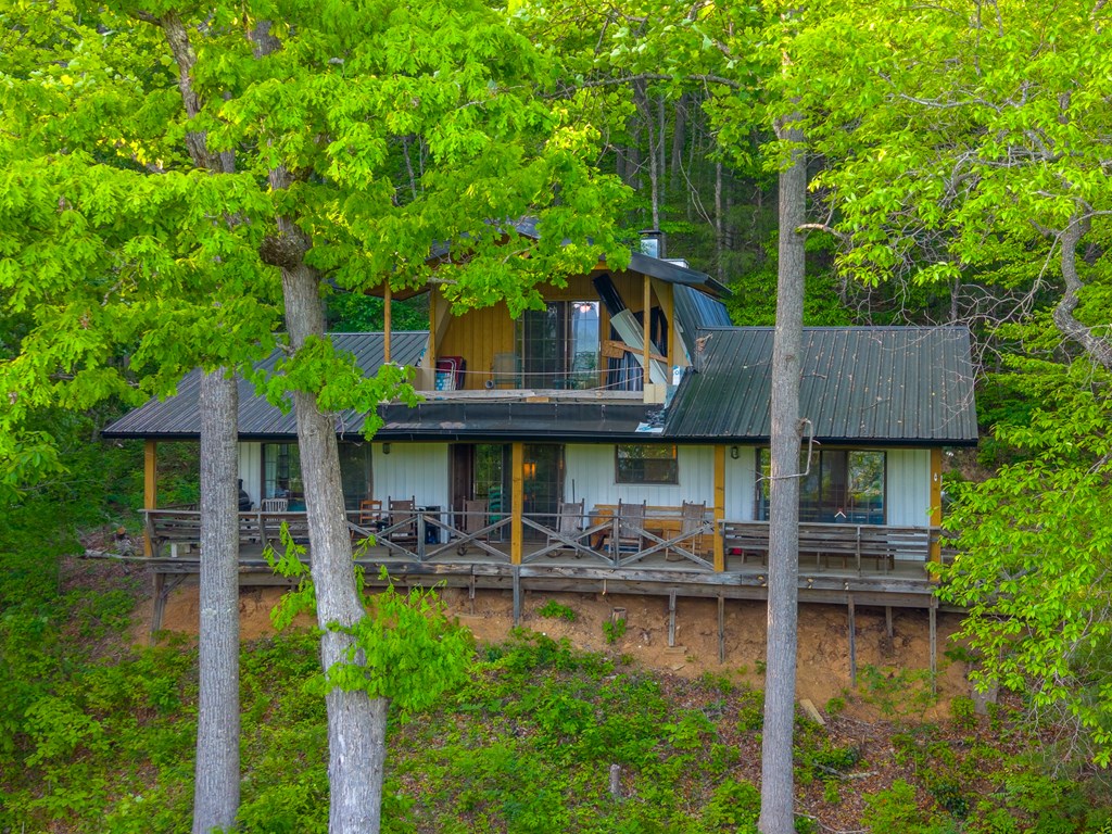 275 Mountain Laurel Drive