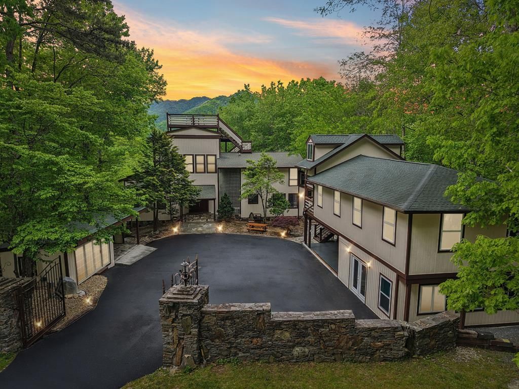 Photo of 295 Dills Road, Bryson City, NC 28713 (MLS # 26041080)