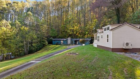 Photo of 619/621 Kitchens Branch Road, Sylva, NC 28779 (MLS # 26042430)