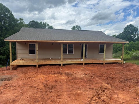 Photo of 50 Oak Lodge Road, Franklin, NC 28734 (MLS # 26047564)