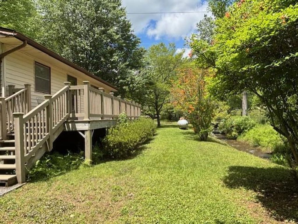 Photo of 45 Old Cove Rd, Sylva, NC 28779 (MLS # 26042170)
