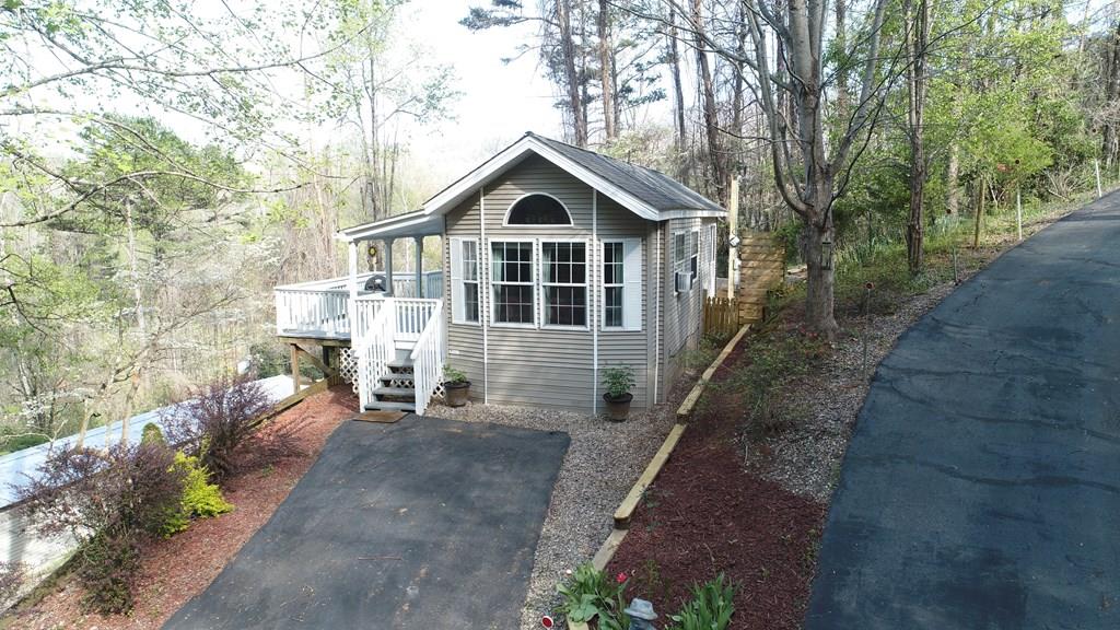 Bryson City, North Carolina 28713, United States, 1 Bedroom Bedrooms, ,1 BathroomBathrooms,Residential,Pending,109926