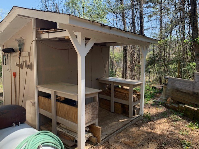 Bryson City, North Carolina 28713, United States, 1 Bedroom Bedrooms, ,1 BathroomBathrooms,Residential,Pending,109926