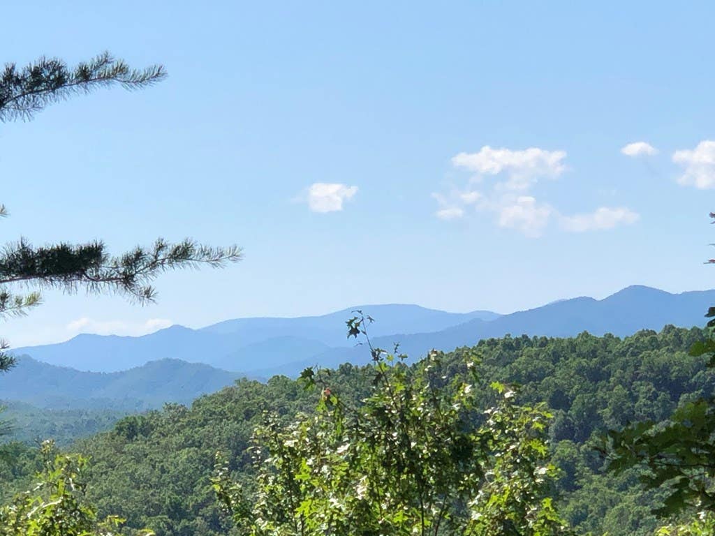 Photo of 73-3 Sunset View Ridge, Bryson City, NC 28713 (MLS # 26047853)